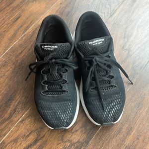 Under Armour Charged Pursuit Tennis Shoes
